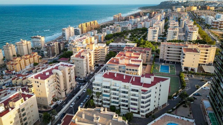 Mieszkanie Sprzedaż Costa Blanca Arenales del Sol 24